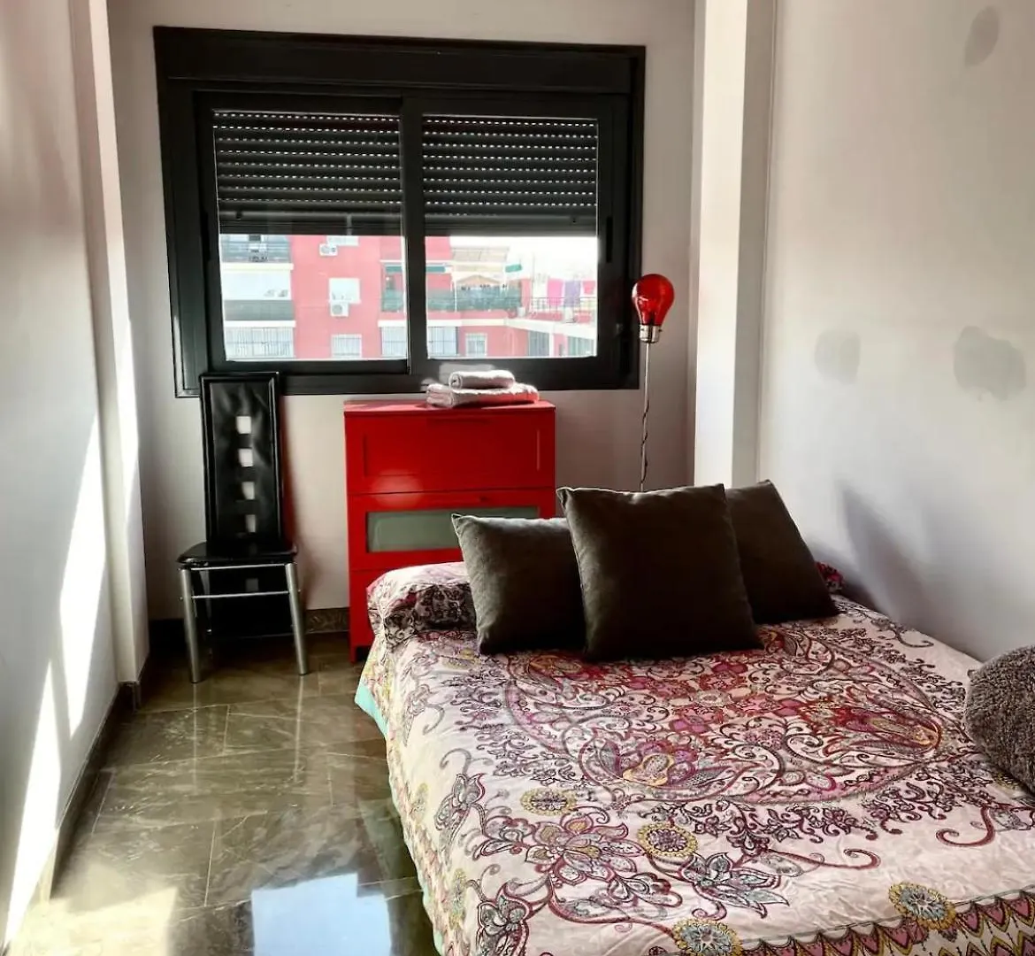 Precioso Y Moderno Atico Duplex De 2 Habitaciones En Sevilla Para 2 O 3 Personas Con Jacuzzi Spain