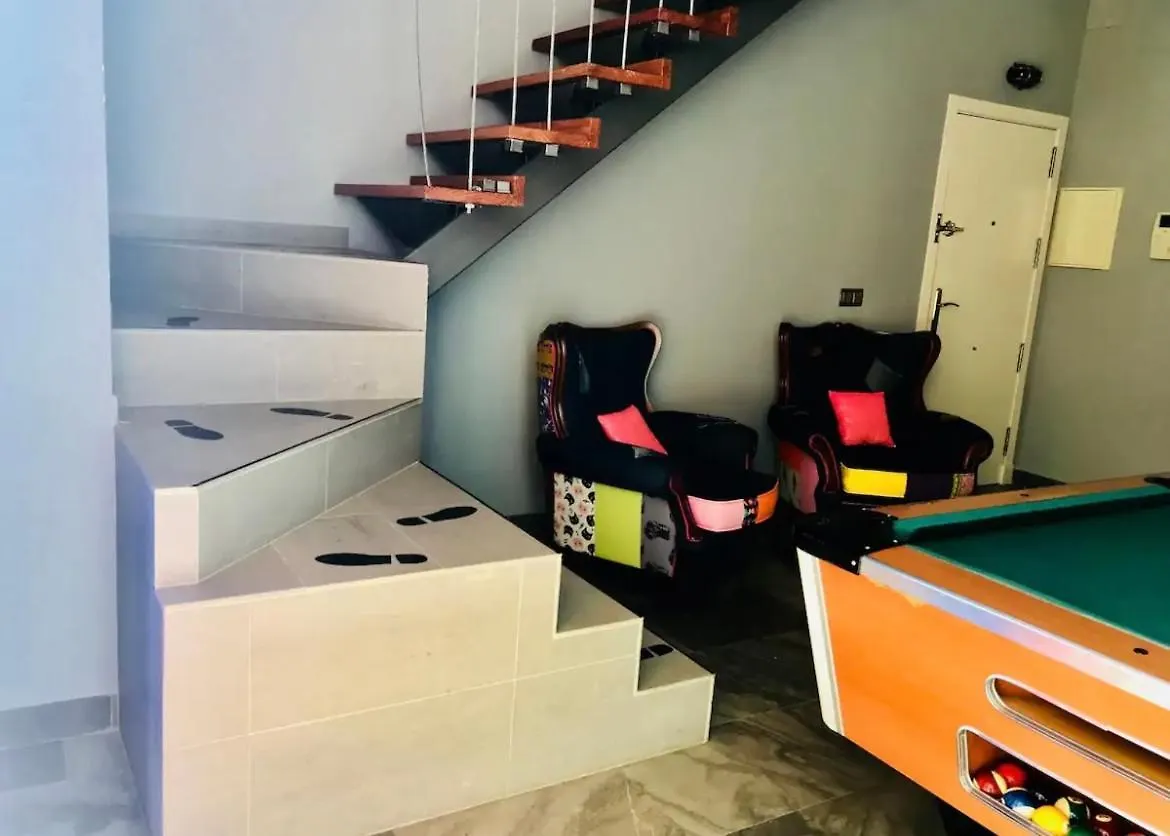 Precioso Y Moderno Atico Duplex De 2 Habitaciones En Sevilla Para 2 O 3 Personas Con Jacuzzi Apartment Seville