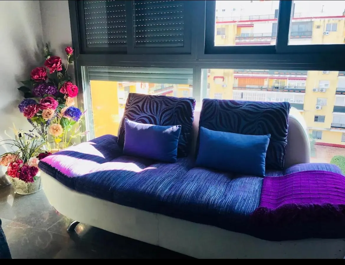 Precioso Y Moderno Atico Duplex De 2 Habitaciones En Sevilla Para 2 O 3 Personas Con Jacuzzi Spain